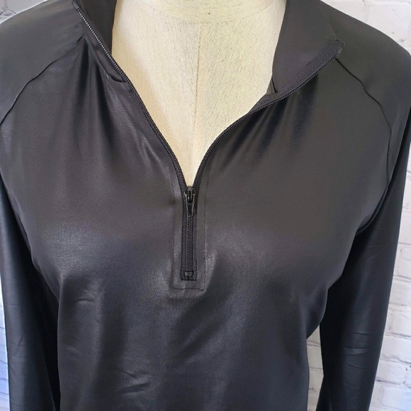 Stretch The Rules Long Sleeve Black Shiny Active Top - Picture 2 of 9